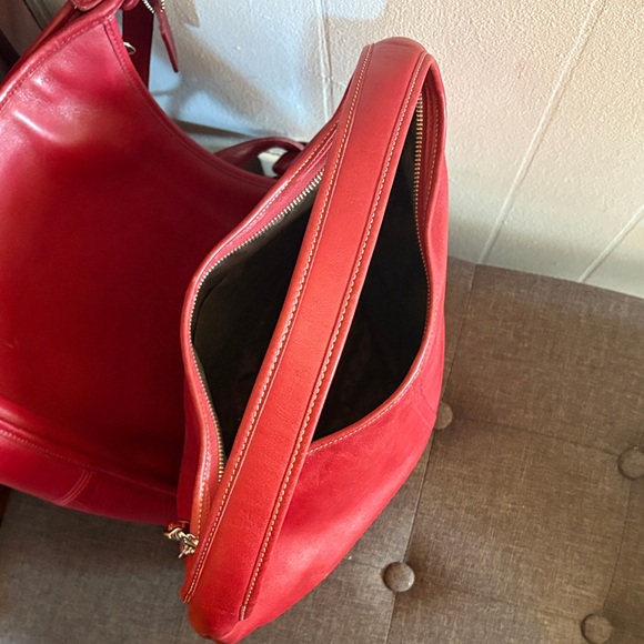 Coach Red Leather Shoulder Bag - Picture 6 of 12